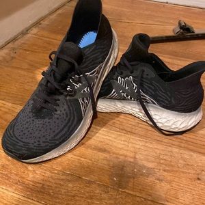 Men’s New Balance 1080 sz 10.5